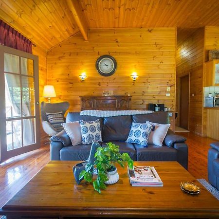 Silky Oak Cottage Поколбін Екстер'єр фото