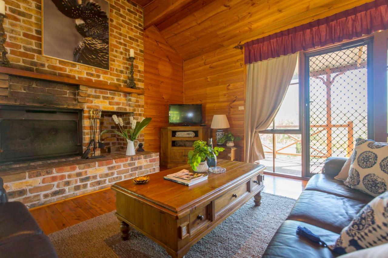 Silky Oak Cottage Поколбін Екстер'єр фото
