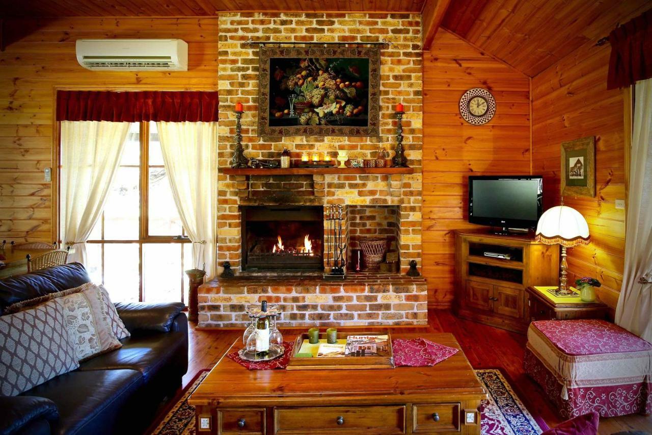 Silky Oak Cottage Поколбін Екстер'єр фото